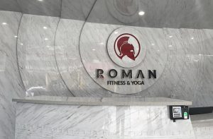 thiết kế thi công phòng gym Roman - lễ tân - by hcall