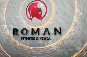 thiết kế thi công phòng gym Roman - lễ tân - by hcall
